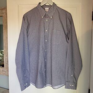 Brooks Brothers The Friday Shirt Size Large